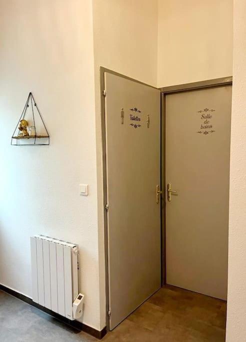 Le Bon Appart Cons-Sainte-Colombe Exteriör bild