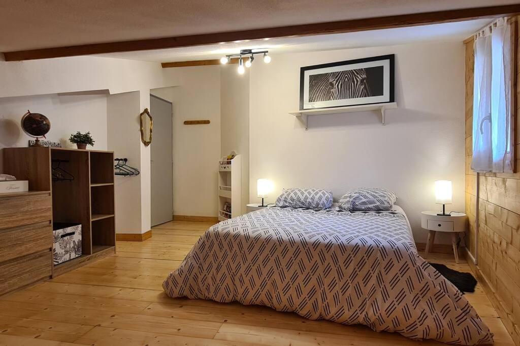Le Bon Appart Cons-Sainte-Colombe Exteriör bild